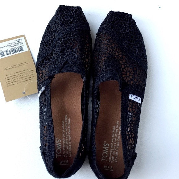 New TOMS ‘Classic' Crochet Slip-On (Women) - Picture 4 of 8